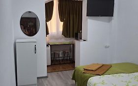 Anna Home